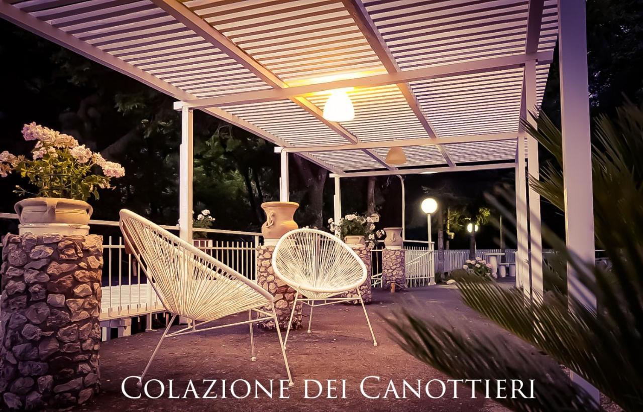 Colazione Dei Canottieri Bed & Breakfast Lago  Exterior photo